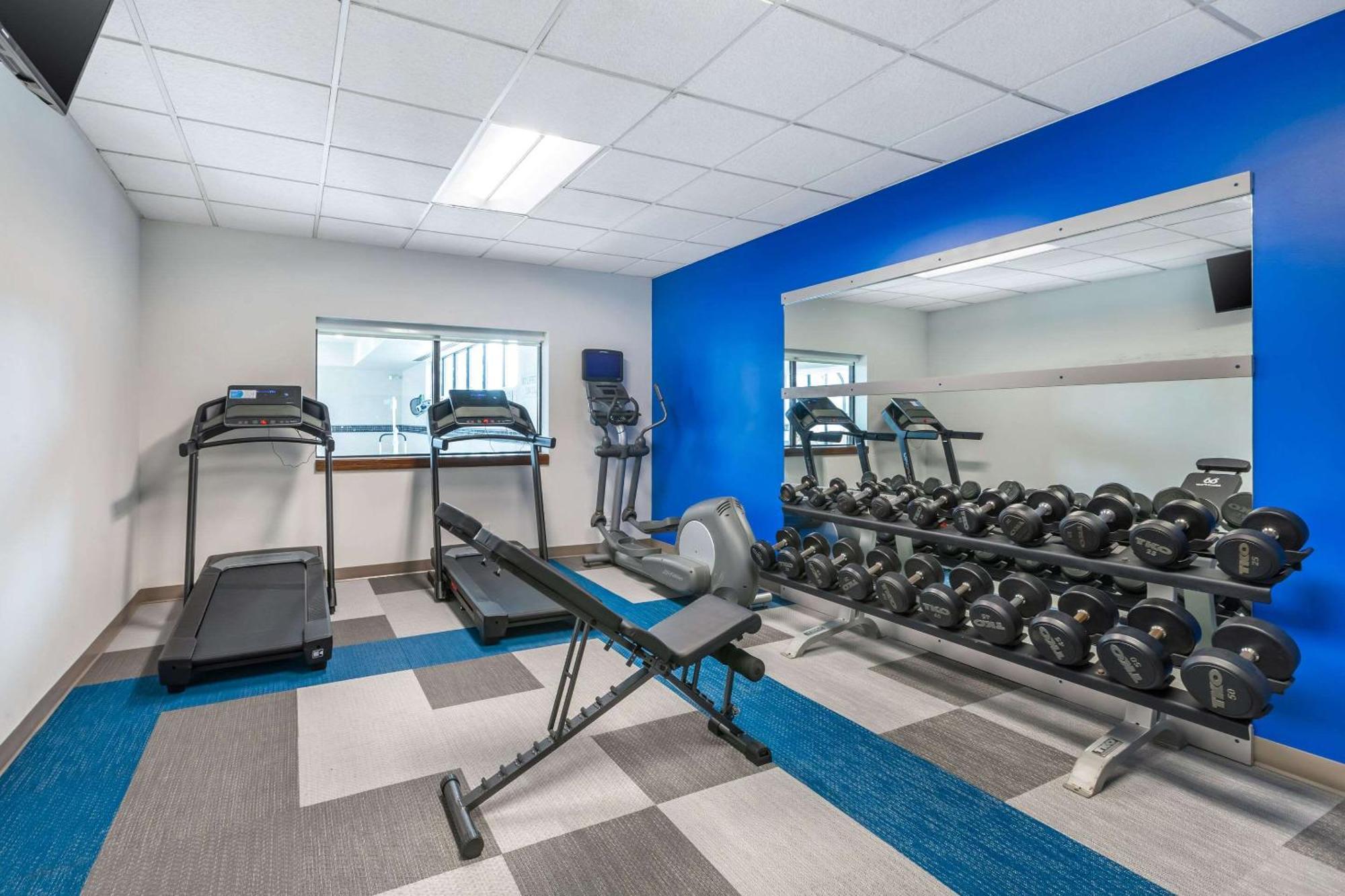 Comfort Inn & Suites Arlington Heights - Buffalo Grove Buitenkant foto