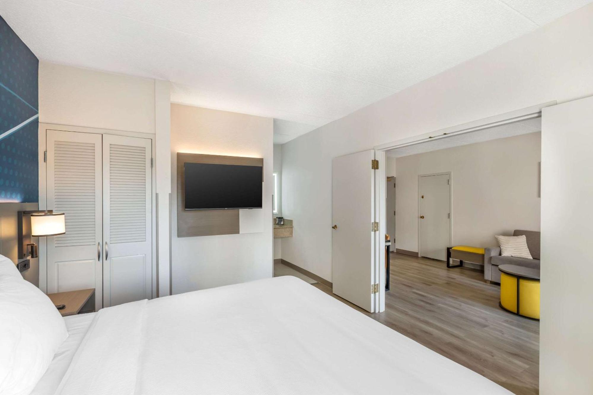 Comfort Inn & Suites Arlington Heights - Buffalo Grove Buitenkant foto